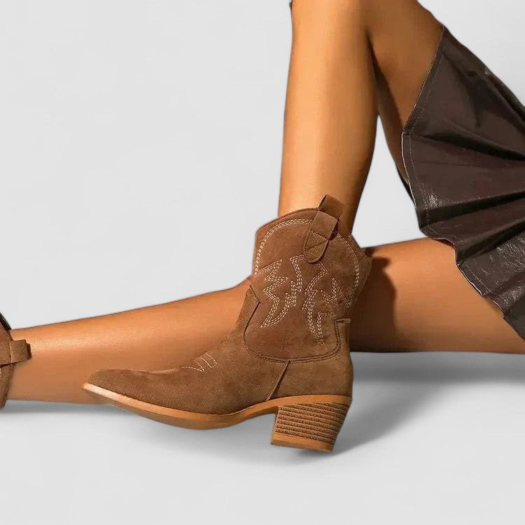 Darcy | Stivaletti Western Ricamati